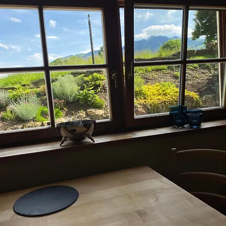 Апартаменты Garconniere Am Roemerweg *